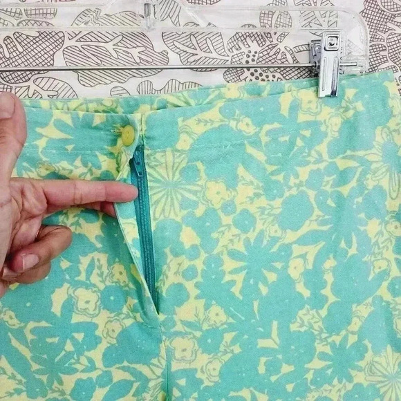 Sigrid Olsen Sport Womens Floral Cropped Pants Size 10 Cotton/Spandex Blend - Picture 4 of 7